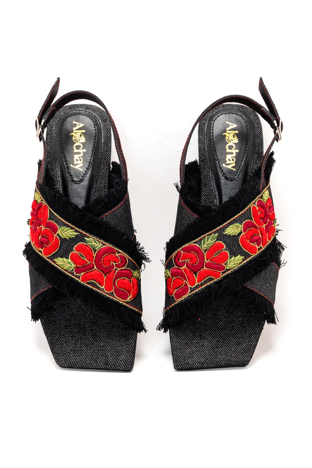 Ghuncha black sandals