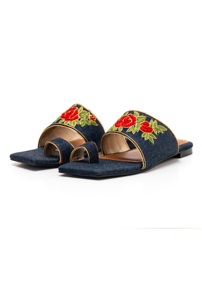Guleena blue chapals