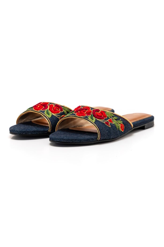 Gulono blue slippers