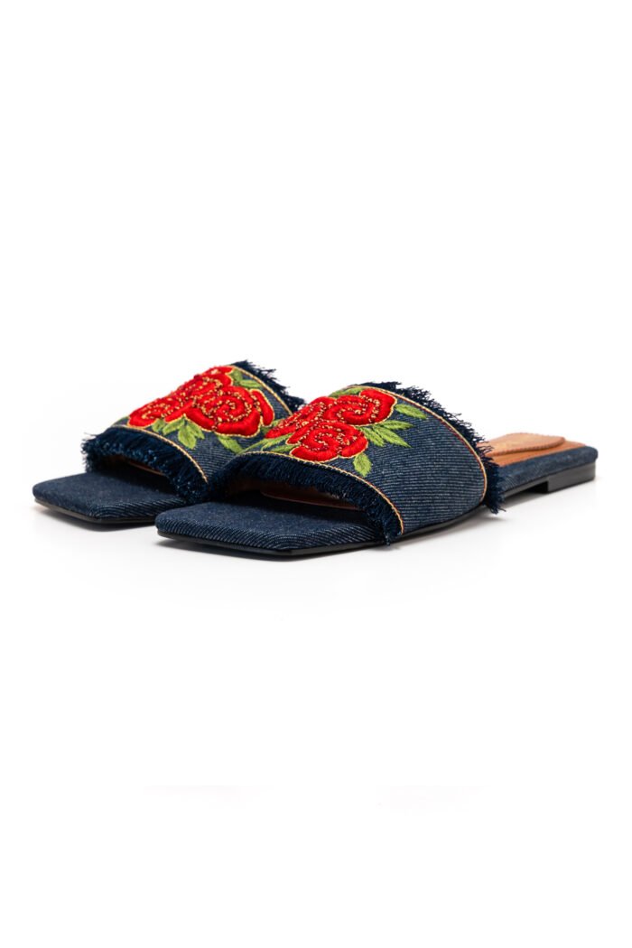 Guljan blue slippers