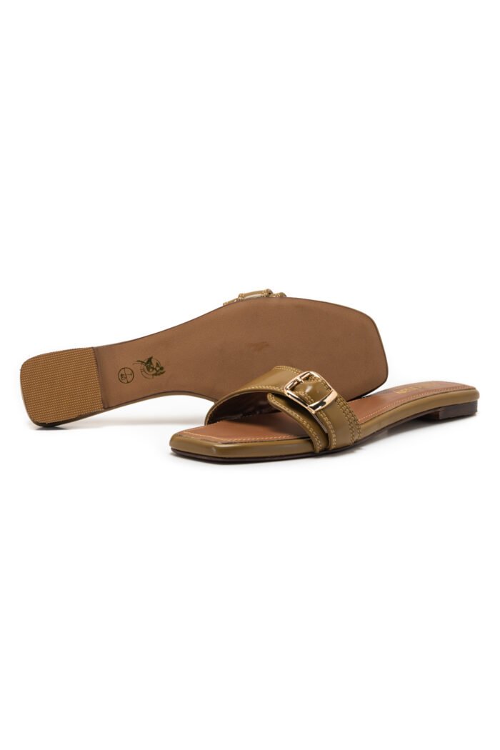 Moana brown slippers