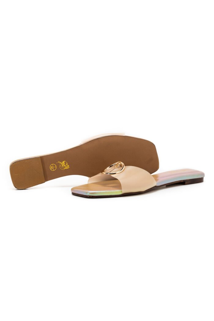 Pearlescent golden slippers