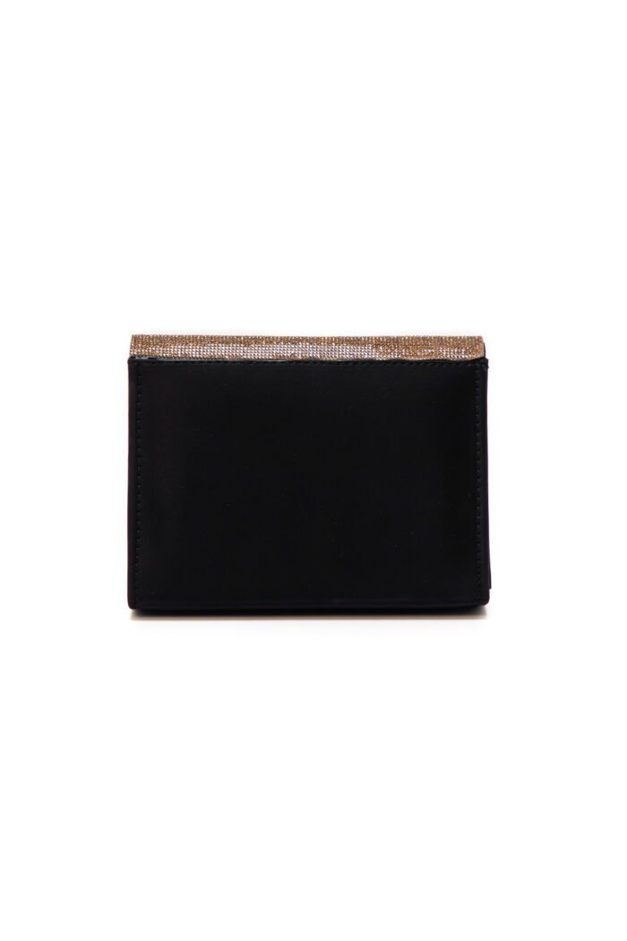 Noctara clutch