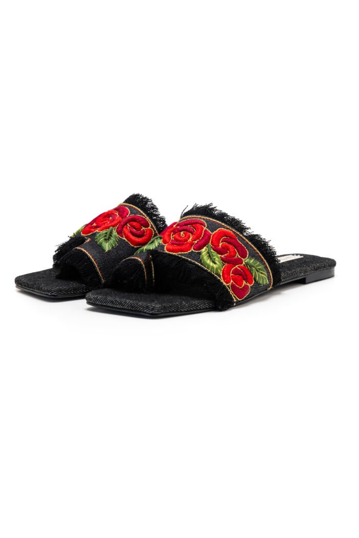 gulnoor black slipper