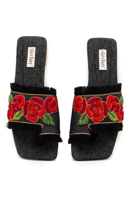 gulnoor black slipper